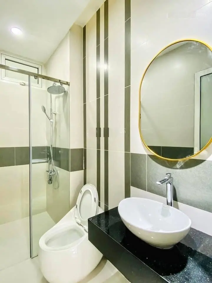 Nhà rẻ cuối năm nhanh tay sở hữu | Nhà đường Hoàng Hoa Thám 60m2 sát THPT Hoàng Hoa Thám