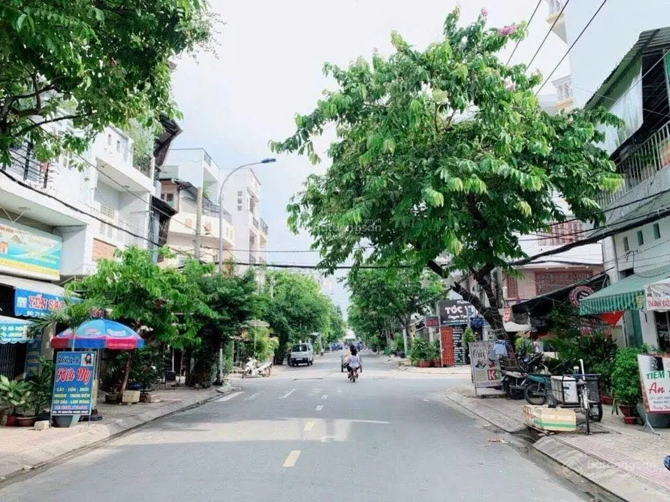 nhà mặt tiền giá rẻ khu nguyễn sơn 8x18,5m _ 3 lầu _ 5 phòng ngủ