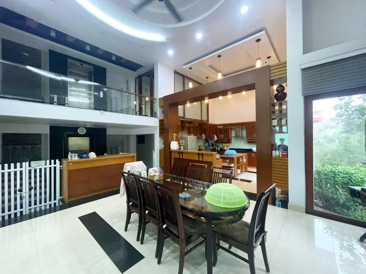 Biệt thự 5 tầng 425m tuyến 2 Lê Hồng Phong