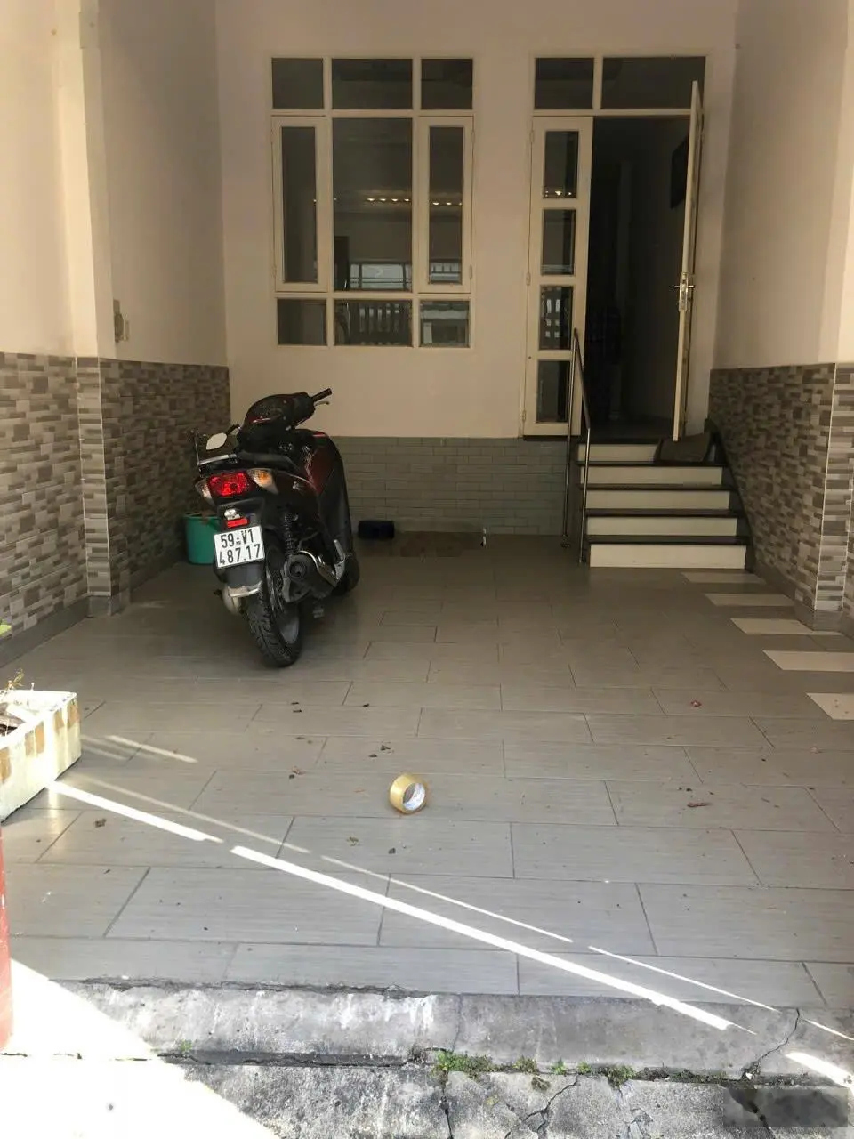 Bán nhà MT đường số Tân Quy, Q7 diện tích 4x18m. Nhà 1 trệt 2 lầu giá 10,2 tỷ thương lượng
