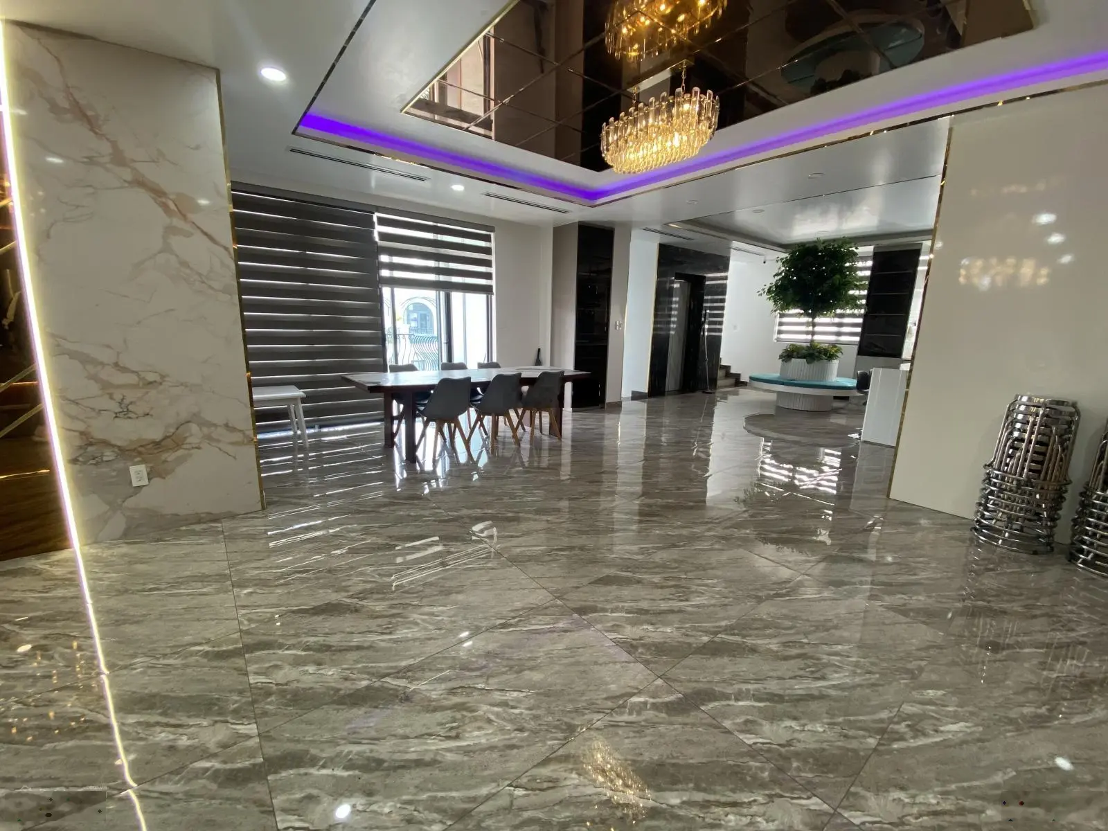 Bán nhà mặt phố giá ưu đãi tại đường Cách Mạng Tháng Tám, 28,5 tỷ, 105m2, 7 tầng thang máy