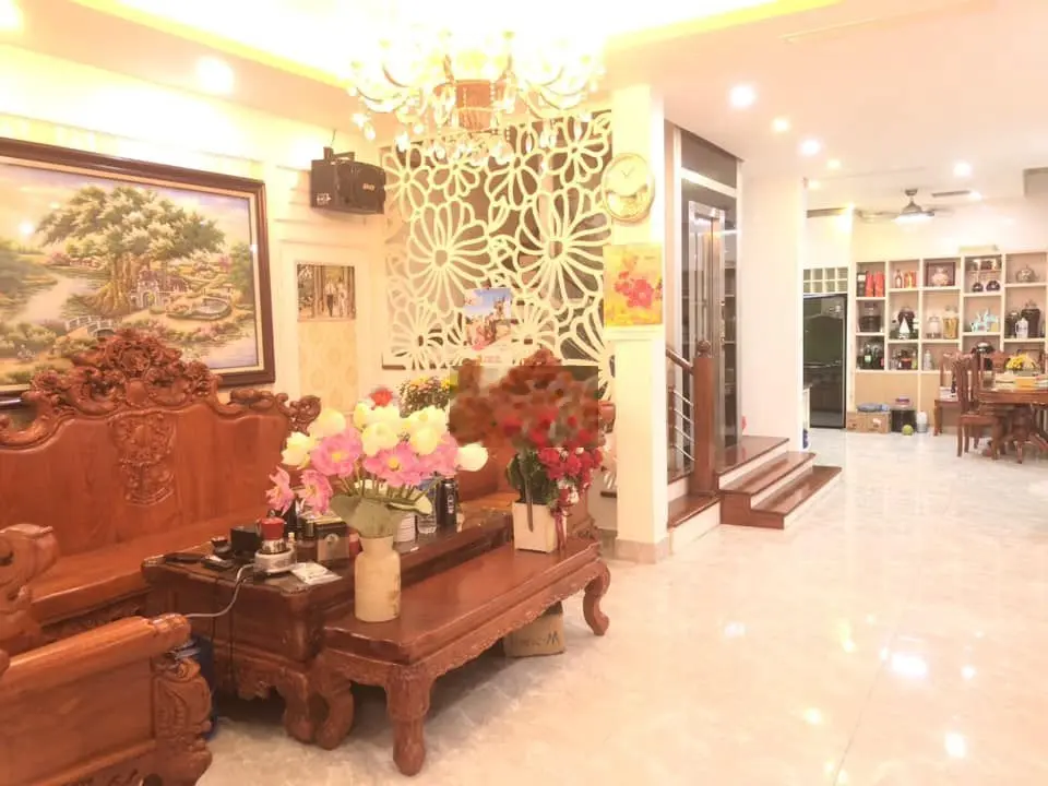 Biệt Thự phố Láng Hạ, Đống Đa, 76m2 x 4 Tầng,Mặt tiên 5.5m, Giá 25 tỷ