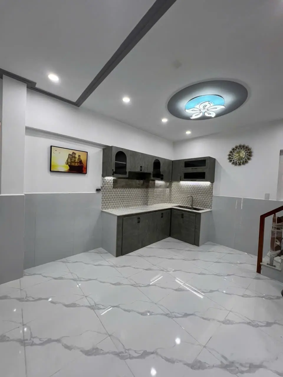 Nhà đẹp Lạc Long Quân, Phường 3, Quận 11, giá chỉ 3 tỷ 990 triệu (thương lượng nhẹ)
