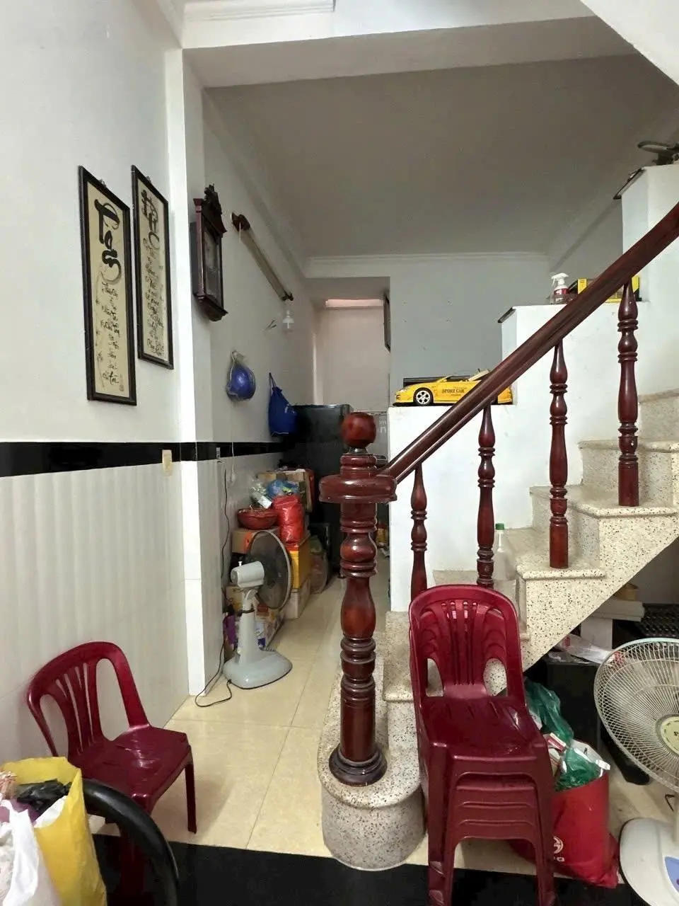 Siêu phẩm nhà phố giá tốt 2 tầng BTCT hẻm chuẩn 3m - 3 căn ra xe tải chạy Huỳnh Văn