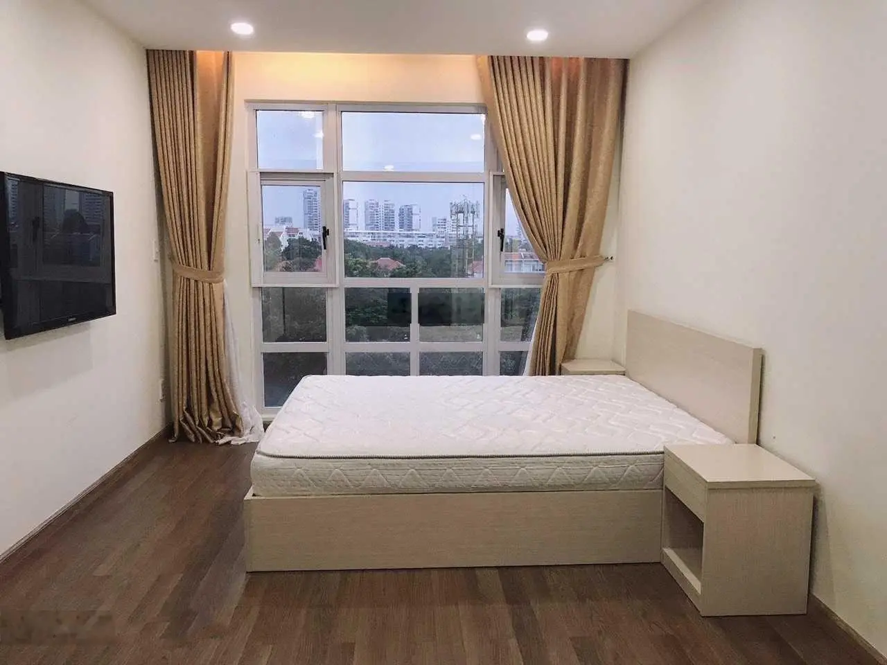 Cần bán căn hộ cao cấp Park View Phú Mỹ Hưng Quận 7 giá 5,85 tỷ. Liên hệ 0916 769 ***