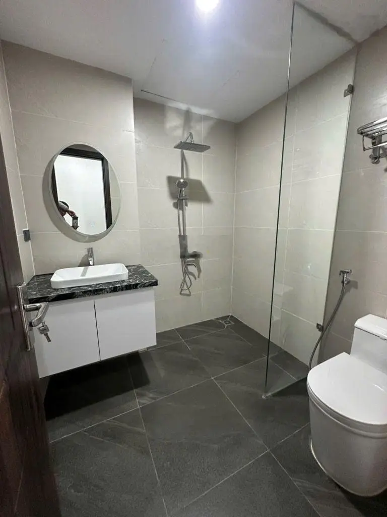 Bán gấp Nhà riêng 36m2, 5,8 tỷ tại Đường Cổ Linh, Long Biên, Hà Nội