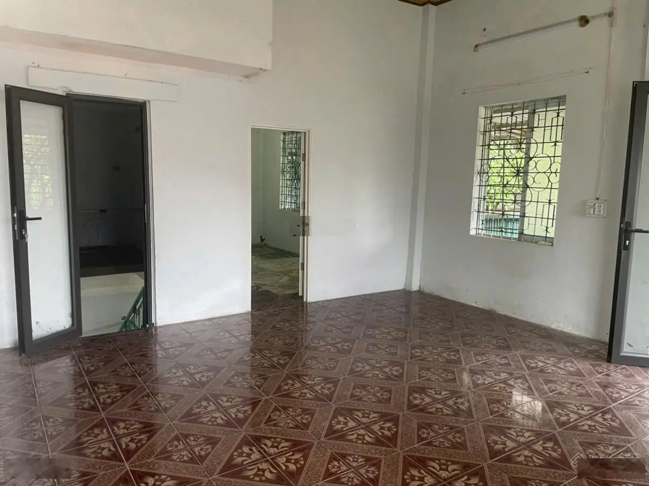 căn nhà 2 tầng đầu ve Lê Văn Hưu, p Tân Sơn chỉ 3.4 tỉ