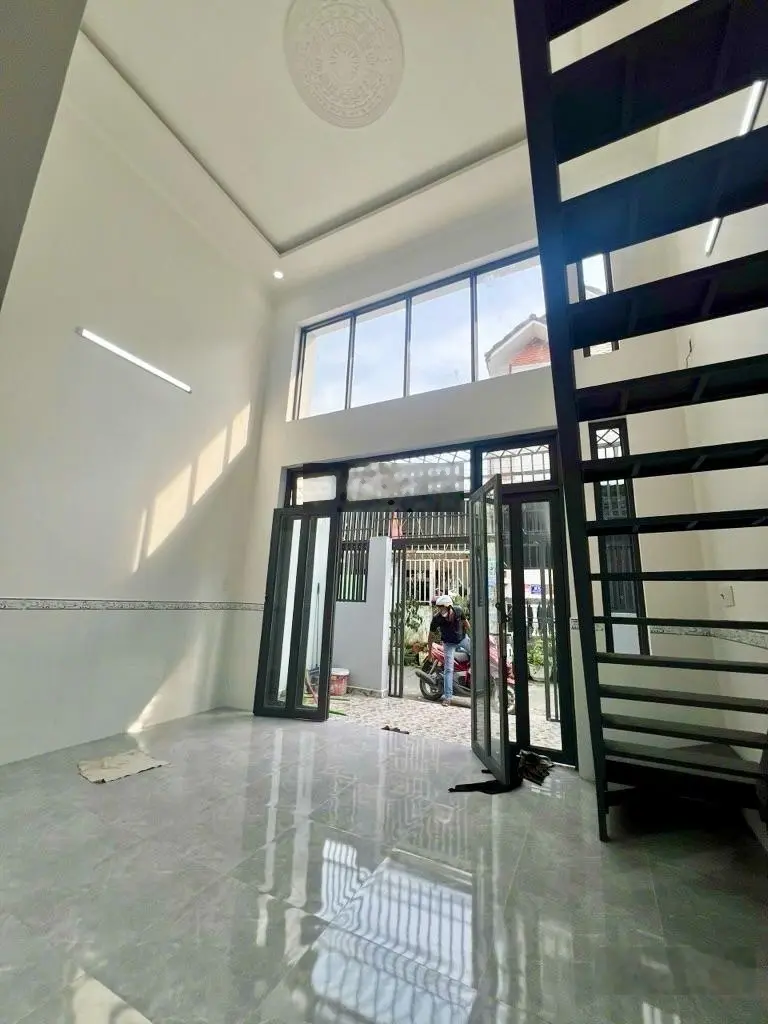 Bán nhà hẻm xe hơi Linh Xuân Thủ Đức - 60m2 3PN 2 tầng - sổ hồng riêng hoàn công - chỉ 3.95 tỷ