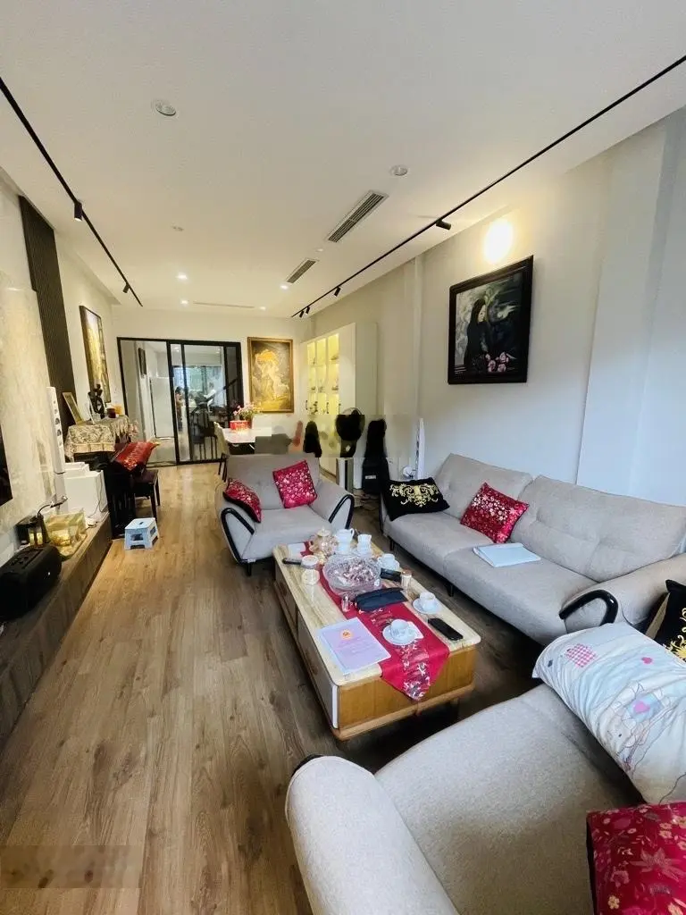 Bán nhà biệt thự đẹp Lạc Trung - Hai Bà Trưng, phân lô ô tô tránh, 2 thoáng, 95m2 x 4 tầng, 29 tỷ