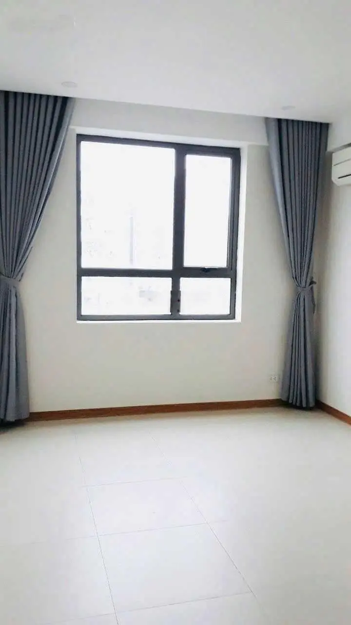 Cần Bán gấp Căn hộ 3ngủ 2vệ sinh, 100m2 ở Tòa Handiresco 31 Lê Văn Lương - giá 6,75 tỷ