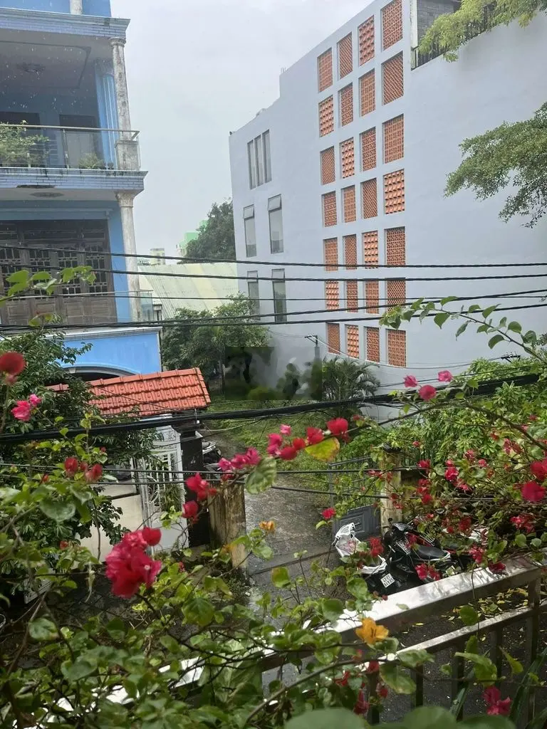 Sụp hầm nhà Tô Hiến Thành, 2 tầng, xách vali vào ở
