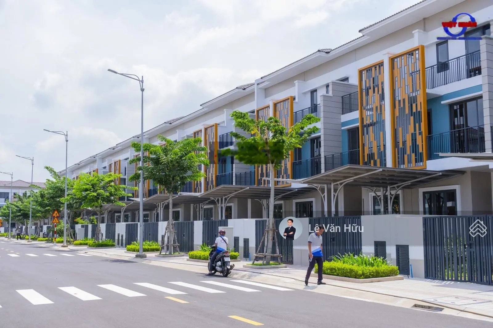 Bán căn nhà phố 3 tầng Sun Casa Central giá tốt chỉ có 2,7 tỷ