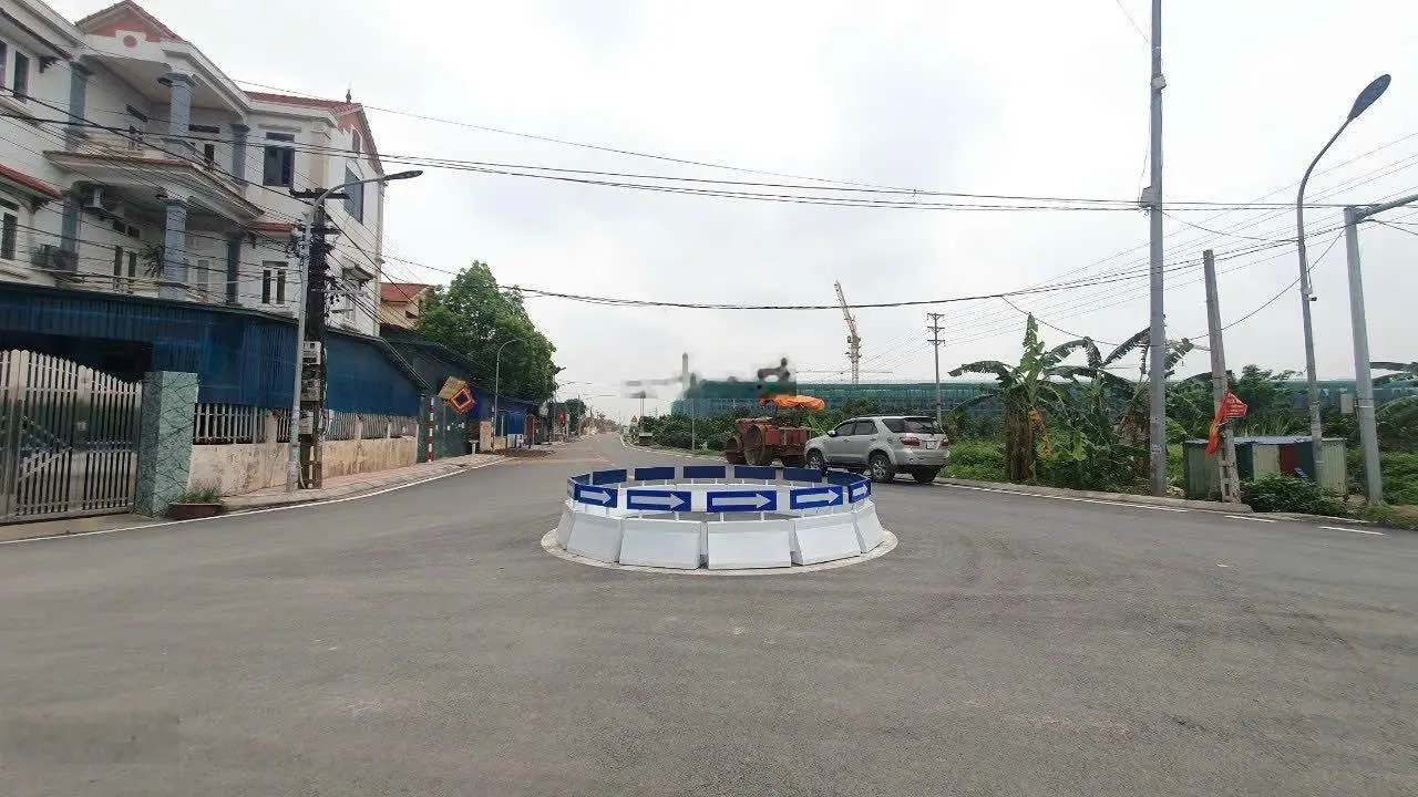 Cần bán 108m2 đất thổ cư Thôn 13, Nghĩa Trụ cách dự án Vinhomes 200m2, kết nối đi Vành Đai 4