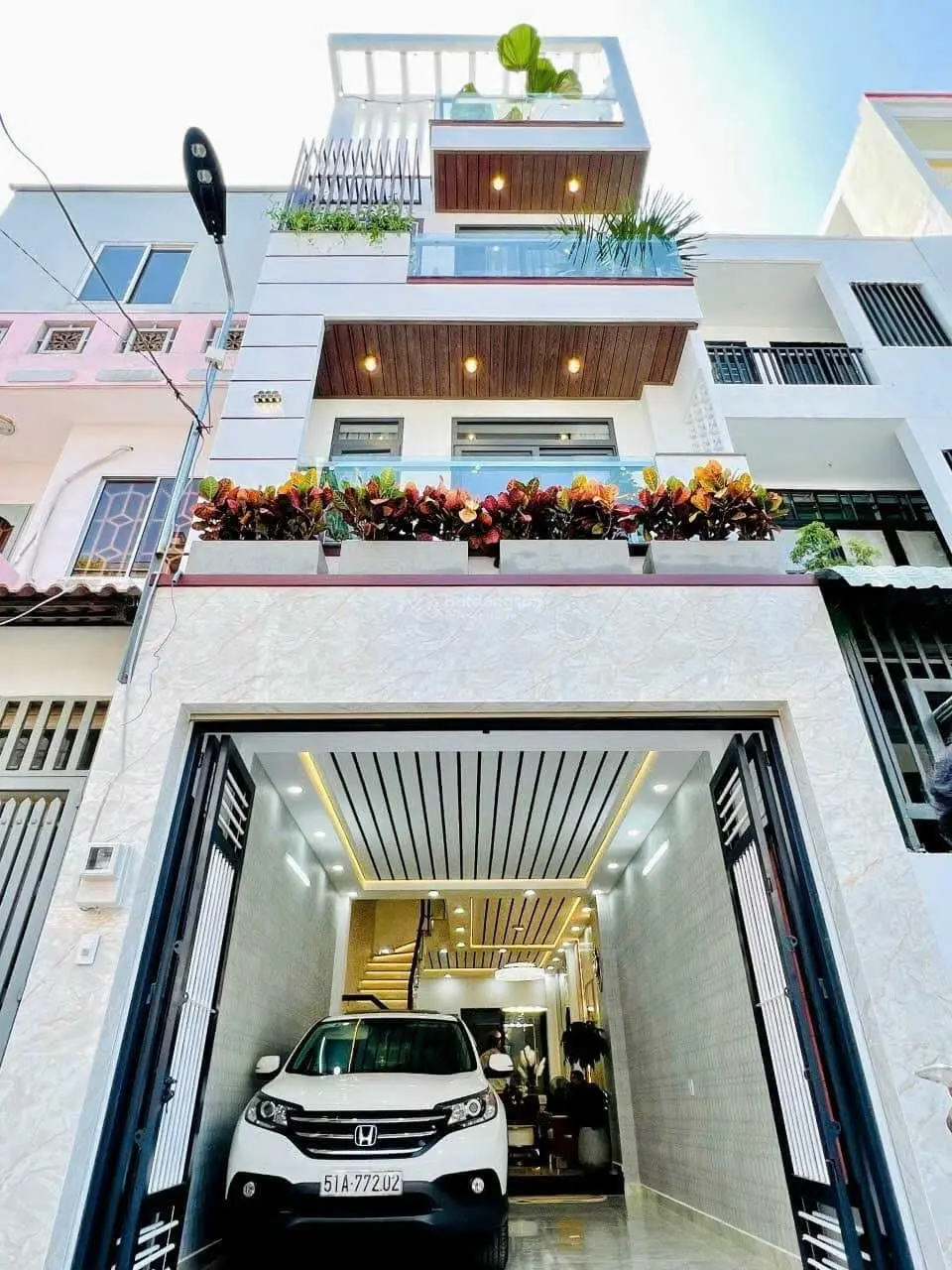 Cần Bán Gấp Căn Nhà Phố Đường Tam Đảo,P.15,Quận 10,Giá:4,63Tỷ/70m2(5x14m) 3Lầu Nhà Bê Tông Cốt Thép