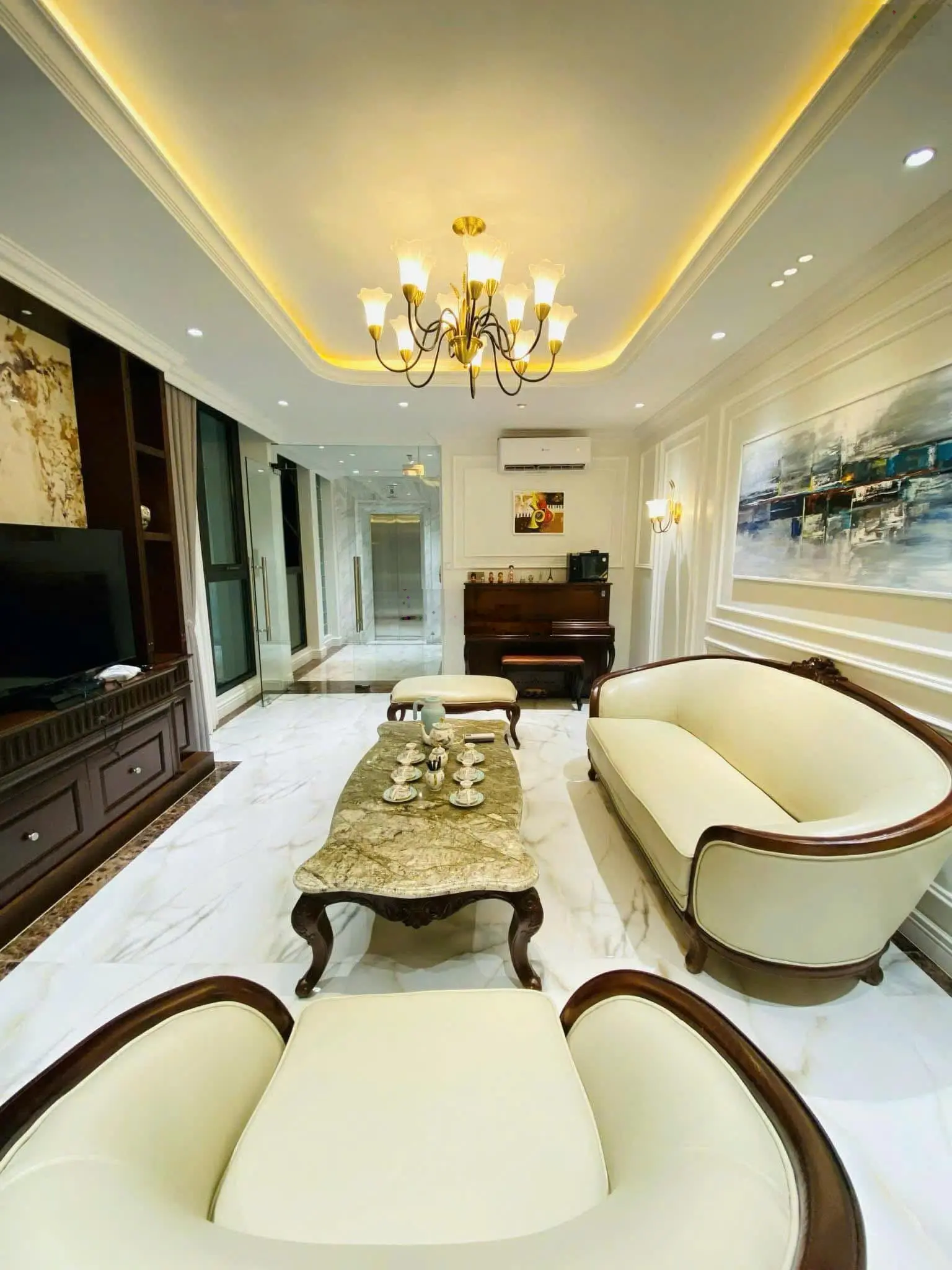 Lô Góc liền kề Vạn Phúc, thang máy, kinh doanh, ô tô tránh, vỉa hè rộng, 75m, 7 tầng, giá 20 tỷ.