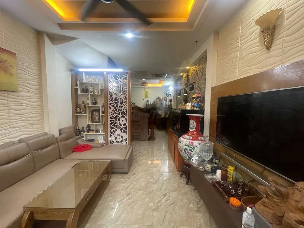 BÁN NHÀ NGỌC THỤY – GIÁ CHỈ 5.4 TỶ, NHÀ ĐẸP, KHU DÂN TRÍ CAO