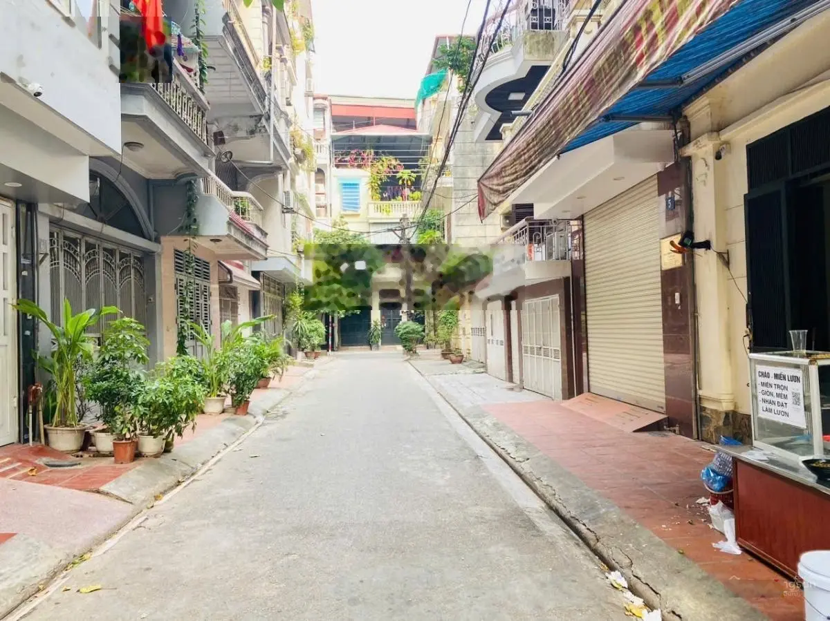Bán nhà phố kim đồng . Ô tô chạy vòng quanh nhà , diện tích 45m2 mặt tiền 4m