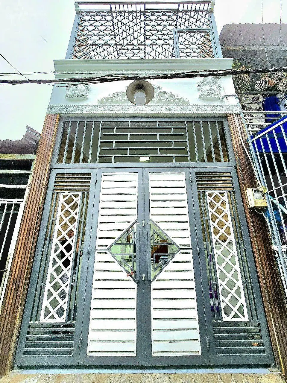 Bán nhà 53,7m2, sổ riêng, thị trấn Nhà Bè giá 2,76 tỷ