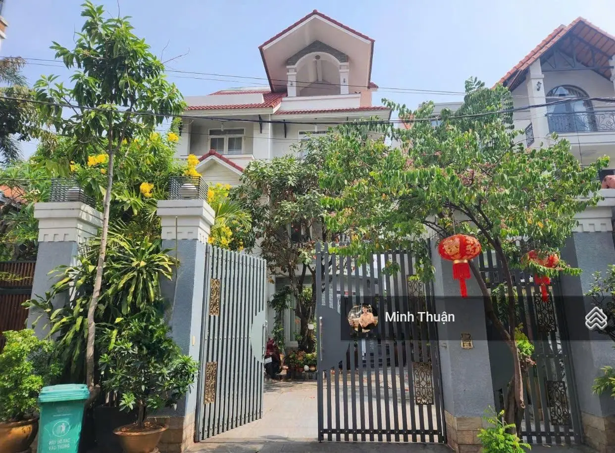 Bán căn BT 4 tầng - An Khánh - khu compound - ngay Trần Não - DT: 294m2 - giá bán: 58 tỷ TL