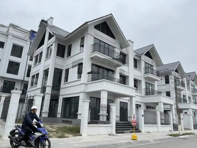Bán nhà riêng tại Thị trấn Đông Anh, 6 tỷ, 98m2, 3PN, 2WC