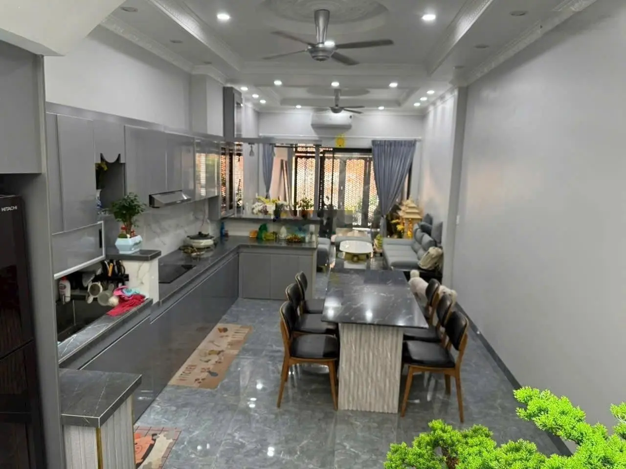 Cần ra siêu gấp căn nhà đẹp đường Hoàng Phan Thái, 80m2, gần THCS Bình Chánh, sổ hồng riêng