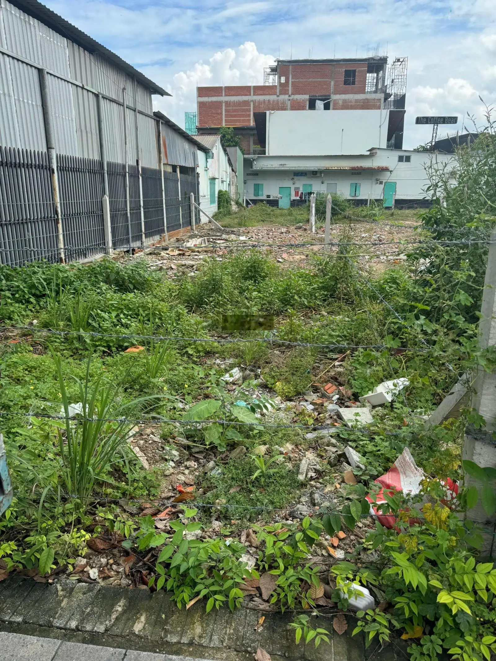 BÁN ĐẤT đường Nguyễn Đức Thiệu, P. Dĩ An Dĩ An. giá 850 triệu/90m2. SHR, sang tên ngay