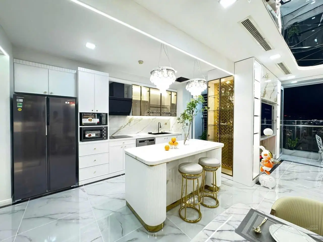 Chủ cần tiền bán gấp căn 4pn nhà mới làm xong chưa kịp ở mới 100%. bao đẹp bao tốt