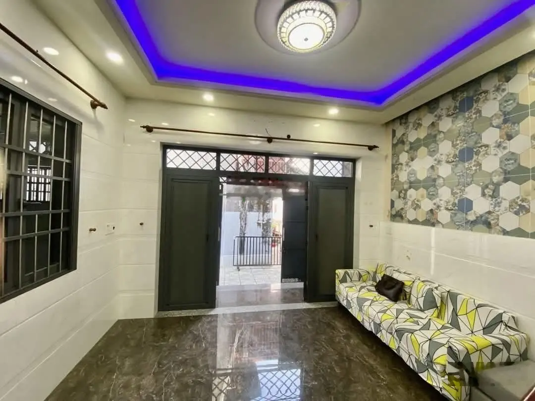 Chủ đi nước ngoài cần bán gấp căn nhà ngay đường Linh Đông DT 76m2 SHR cách Phạm Văn Đồng chỉ 200m