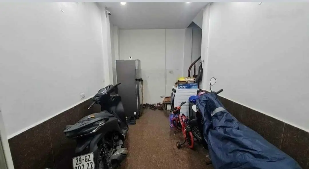 Bán nhà mặt ngõ phố Trịnh Hoài Đức Đống Đa ngay gần sân vận động hàng đáy 25m2 x 5tầng 3PN 3,7tỷ