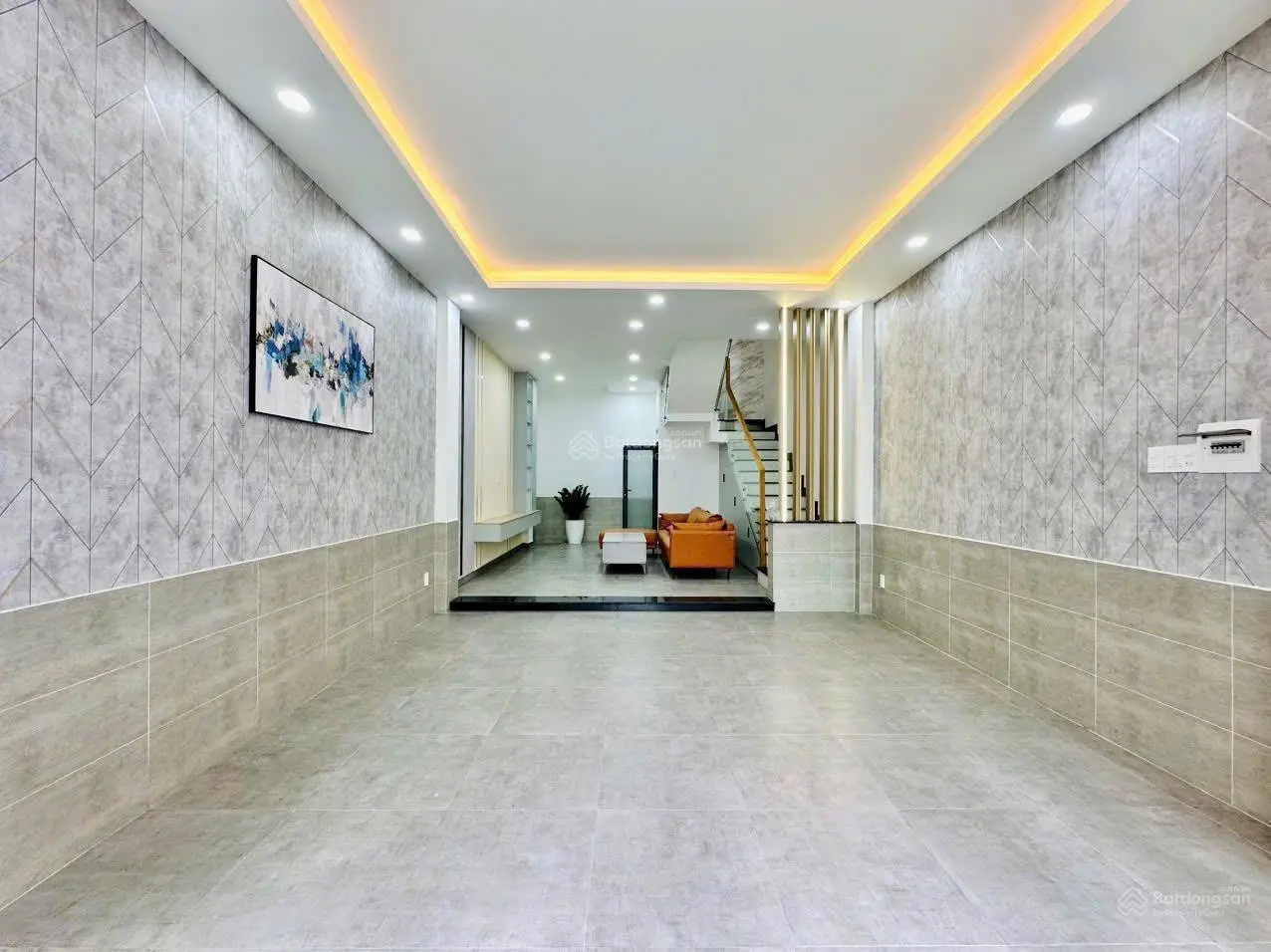 Nhà Thạnh Lộc 15, Quận 12 - 1 trệt 4 lầu sổ riêng, đường 12m. Giá 6.1 tỷ TL