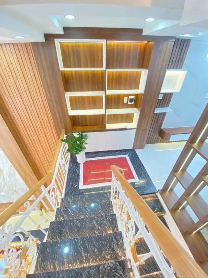 Nhà full nội thất, DT: 4m x 12,5m, đúc 4,5 tấm, hẻm 6m đường Bình Trị Đông, Bình Tân
