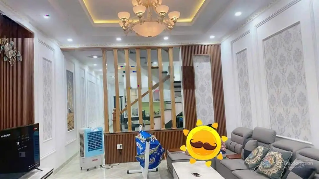 Nhà 2 lầu mới phường Long Bình cách đường Yết Kiêu 100m sổ riêng thổ cư hoàn công 4.5*23m 4.6 tỷ