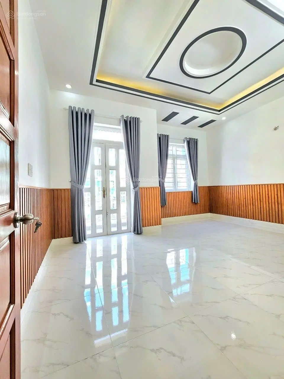 Bán nhà hẻm xe hơi 1942 Huỳnh Tấn Phát. TT Nhà Bè. Dt 5x12.5m. 3 tầng. Giá 5 tỷ 250 tr