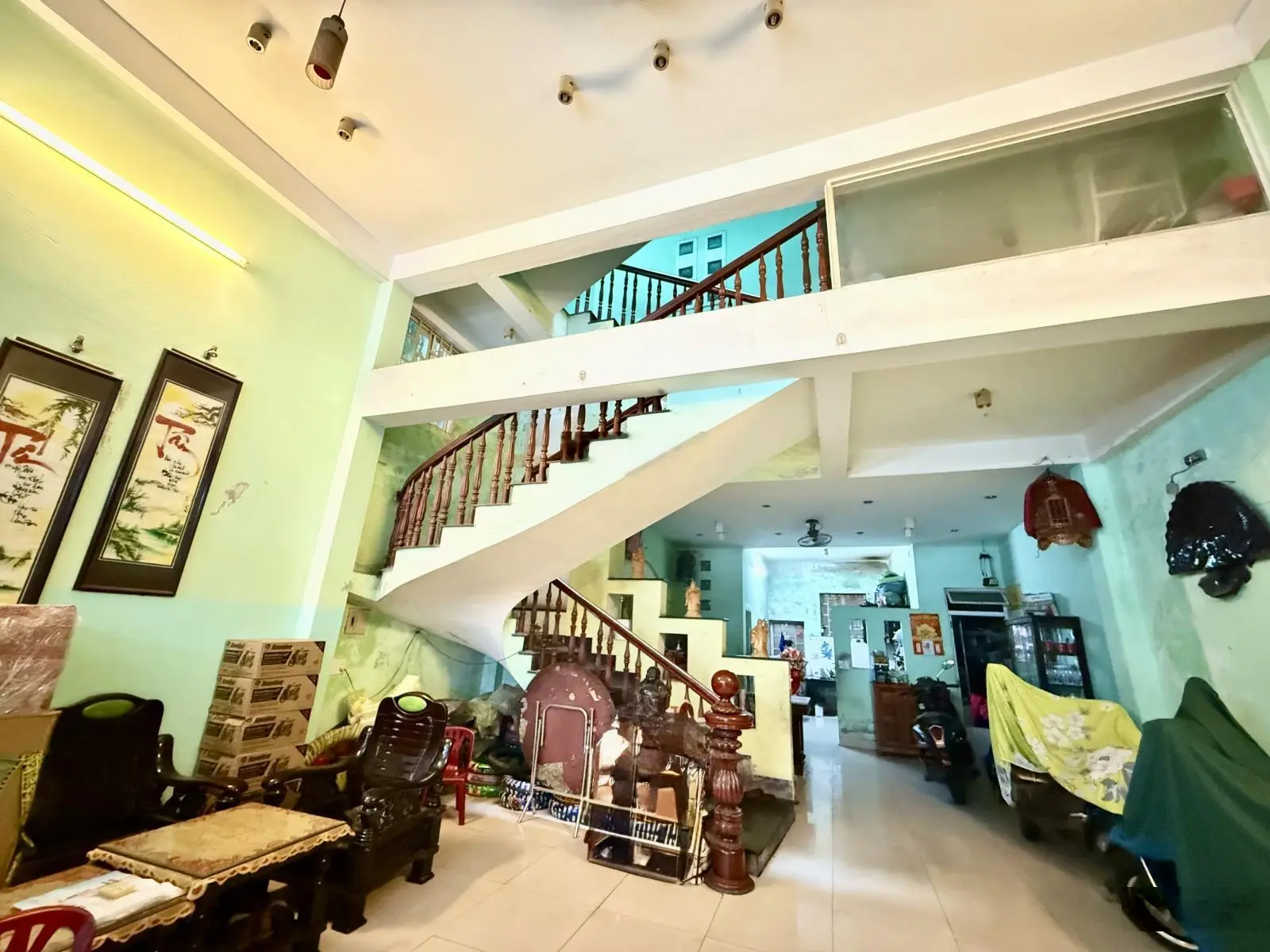Mặt tiền kinh doanh, sầm uất bậc nhất Đà Nẵng - Hoàng Diệu - Ngang lớn 7m - Sẵn 3 tầng BTCT...!!!!