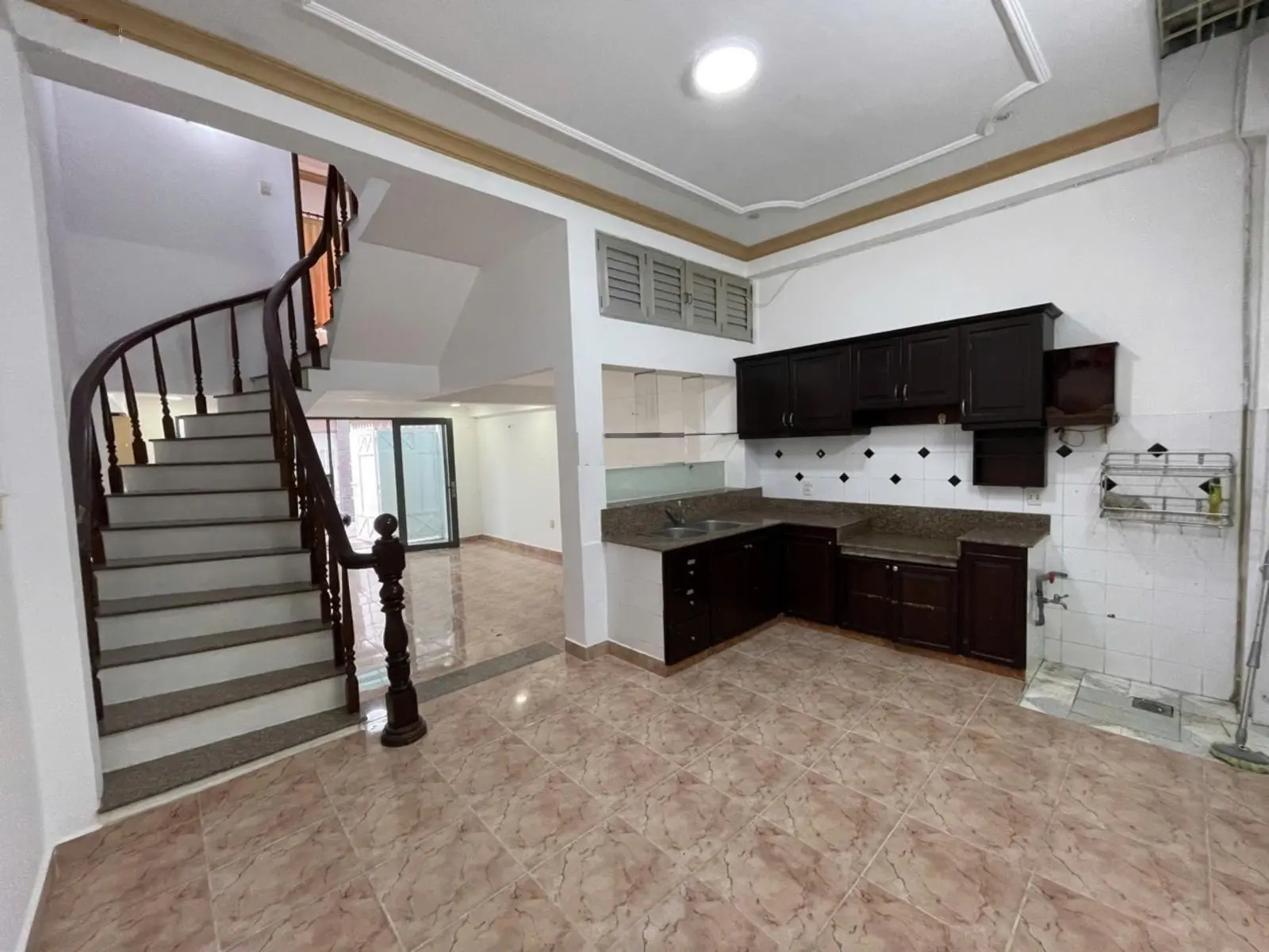 Bán nhà hẻm xe hơi Đặng Văn Ngữ, quận Phú Nhuận