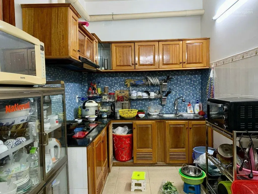 Sở hữu ngay căn nhà với vị trí tiềm năng vuông góc với phố thương mại Phan Đăng Lưu ngay hôm nay