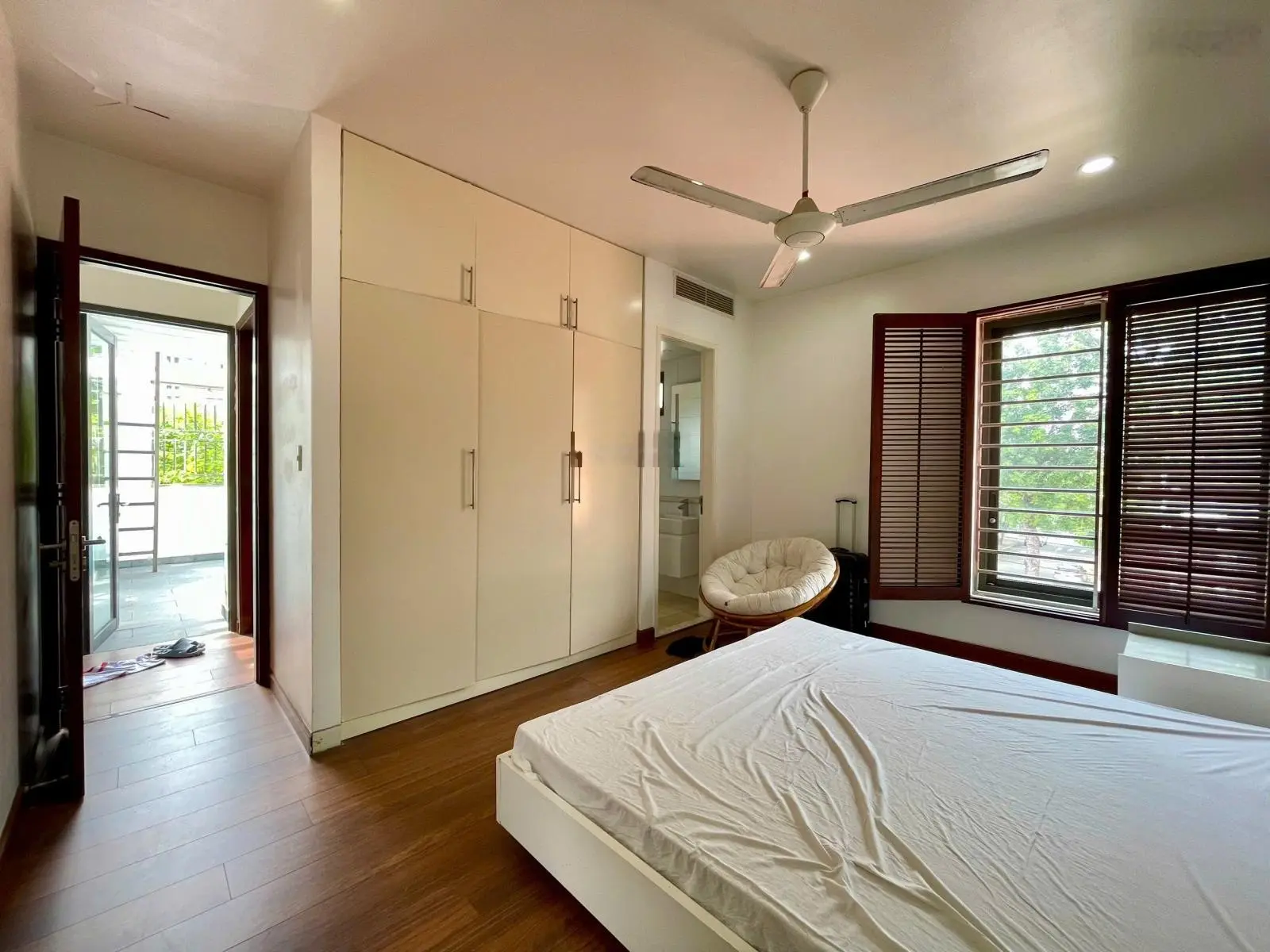 Bán biệt thự view sông, công viên 240m2 tại đường 61, Tân Phong, Q7, giá siêu ngộp chỉ 38 tỷ VND