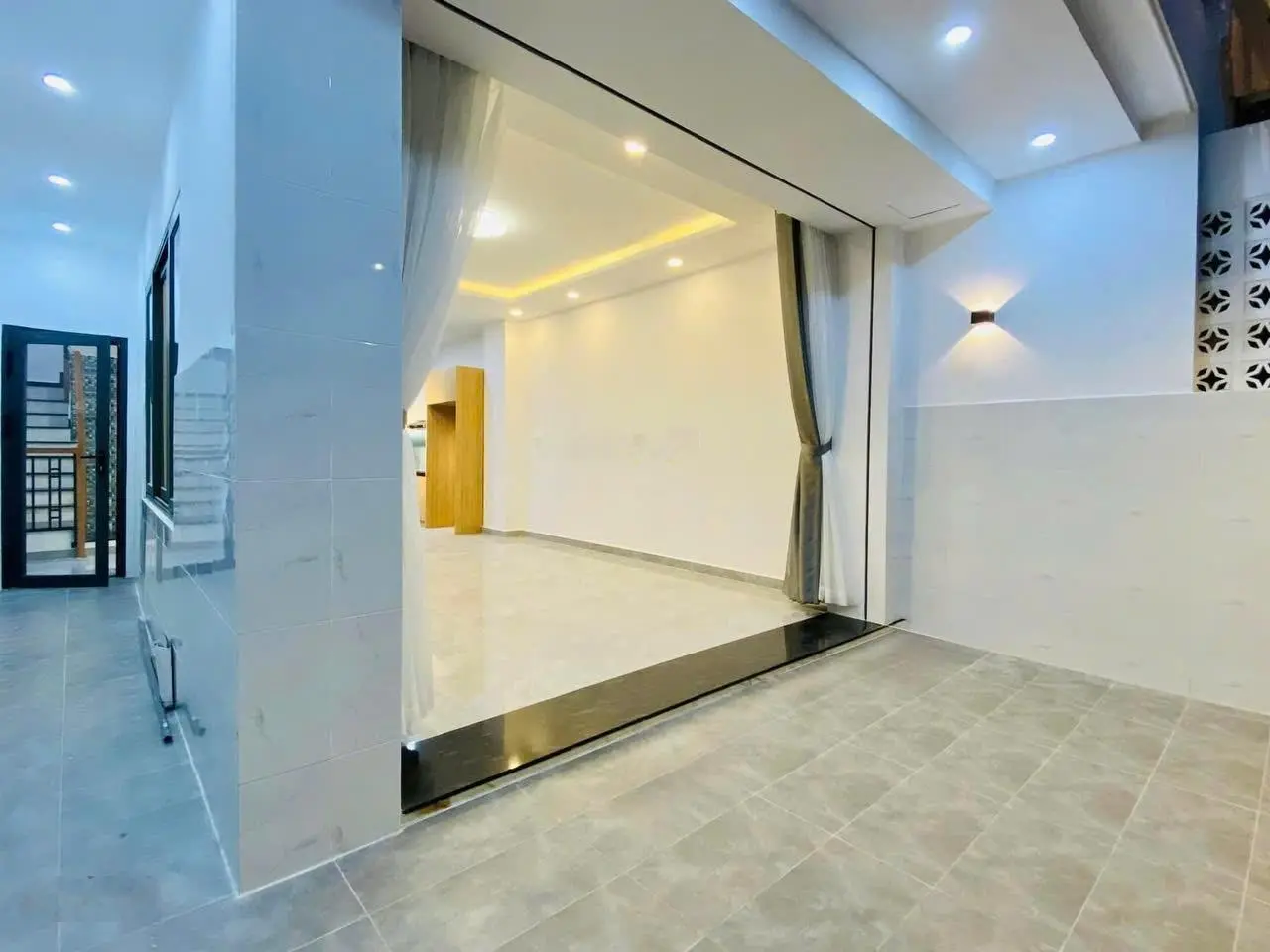 Chủ kí gửi gấp nhà Bàu Cát Tân Bình, SHR, giá 1,95 tỷ gần đường Nguyễn Hồng Đào, LH: 0902958672