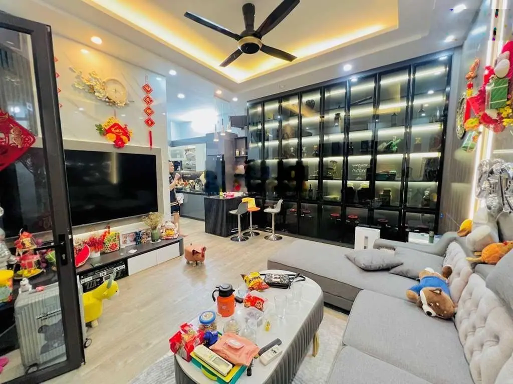 Chính chủ gửi bán, hàng tuyển, TT Ba Đình, nhà đẹp, full nội thất, DT 40m2, 4tầng, 6.5tỷ