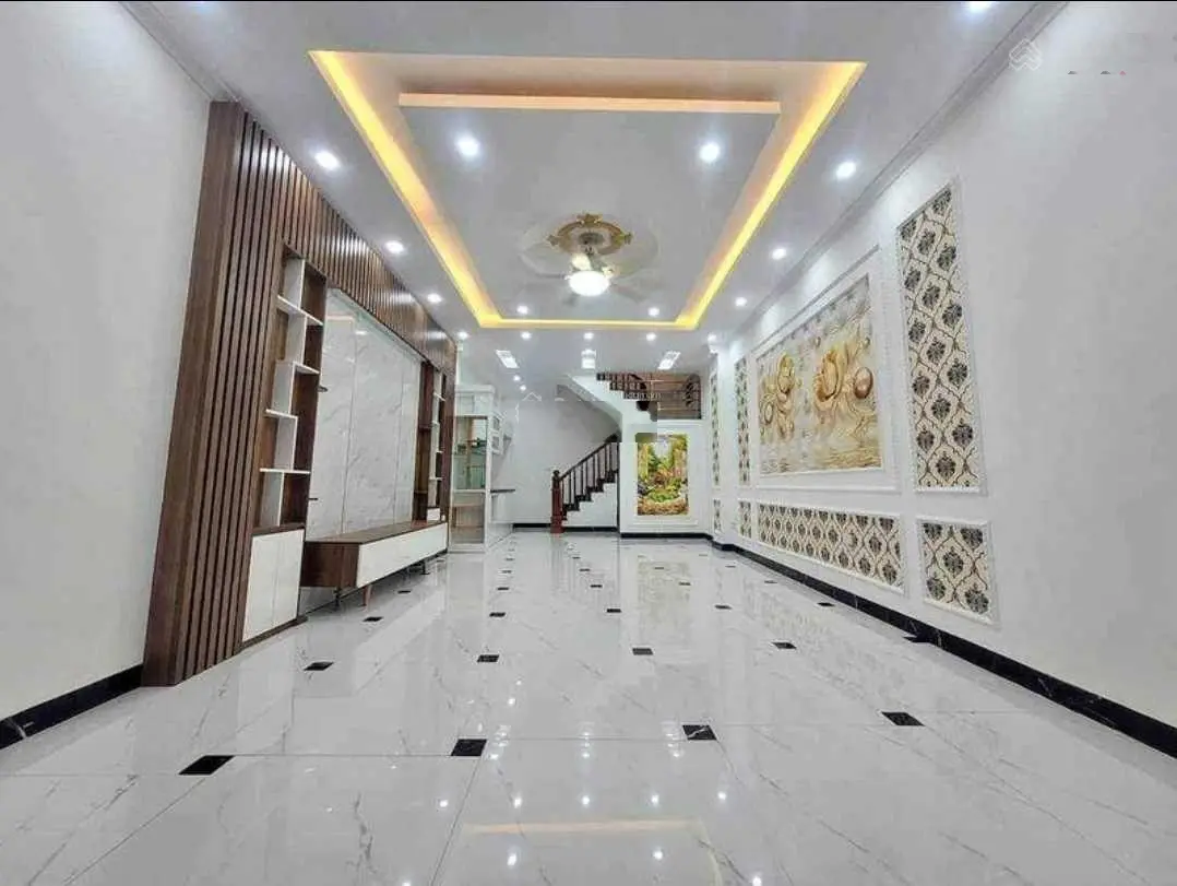 Nhà đẹp Đại Mỗ, Nam Từ Liêm xây 5 tầng, đủ nội thất, đường lớn, gần Mỹ Đình