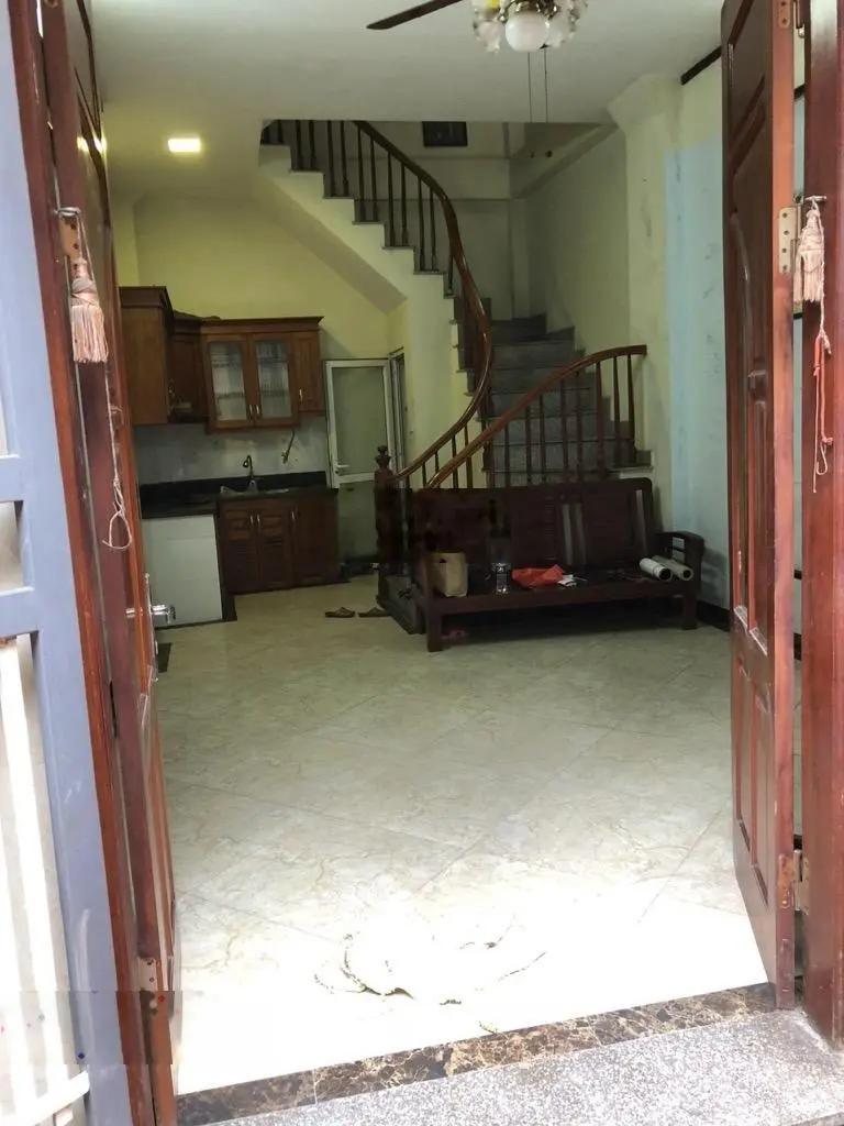 Nhà sát đường Đỗ Mười, Hoàng Liệt, khu trung tâm Hoàng Mai DT 30m2x6T, 3.8m giá: 5.8 tỷ