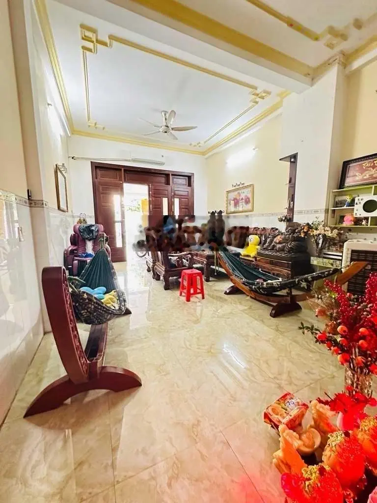 Tỉnh Lộ 10 - Kề Bên Khu Tên Lửa - 95m2 - Đường Xe Tải Thông -3 Tầng