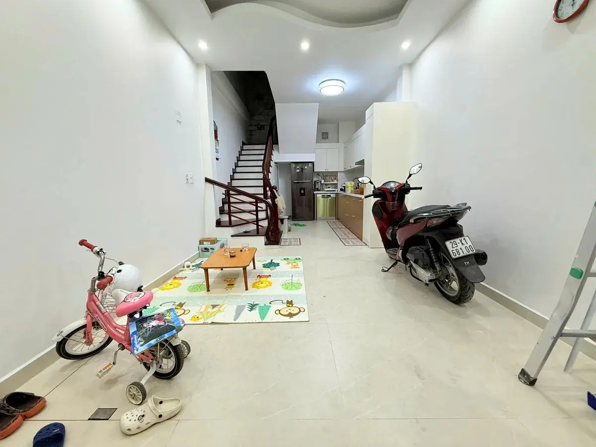 Chính chủ gửi bán nhà phố Huy Du 35m2 mặt tiền 4m 5 tầng giữa khu Liên Cơ quan trung tâm quận 14 tỷ