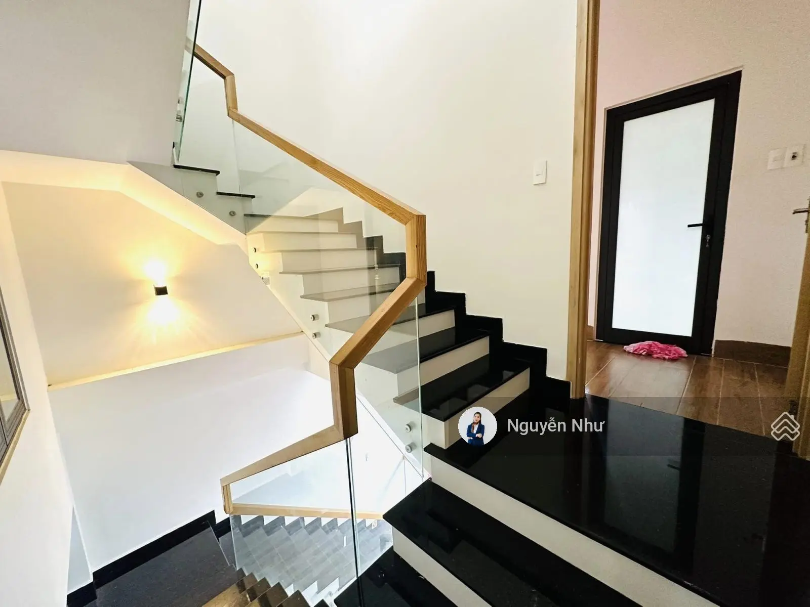 Bán nhà mặt tiền đường Nguyễn Đình, Sơn Trà Đà Nẵng, gần Vương Thừa Vũ, 55m2 x 3 tầng, giá 5.3 tỷ