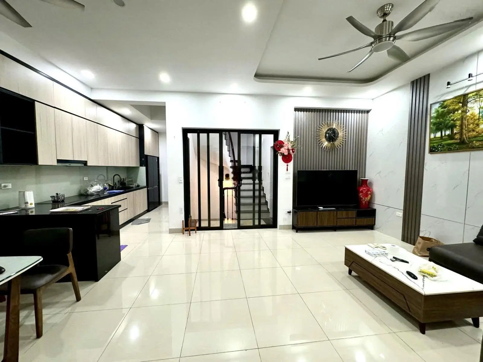 Chính chủ bán nhà phân lô ngõ 106 phố Chùa Láng 45m2x4 tầng, giá 9,9 tỷ. LH 0983814882