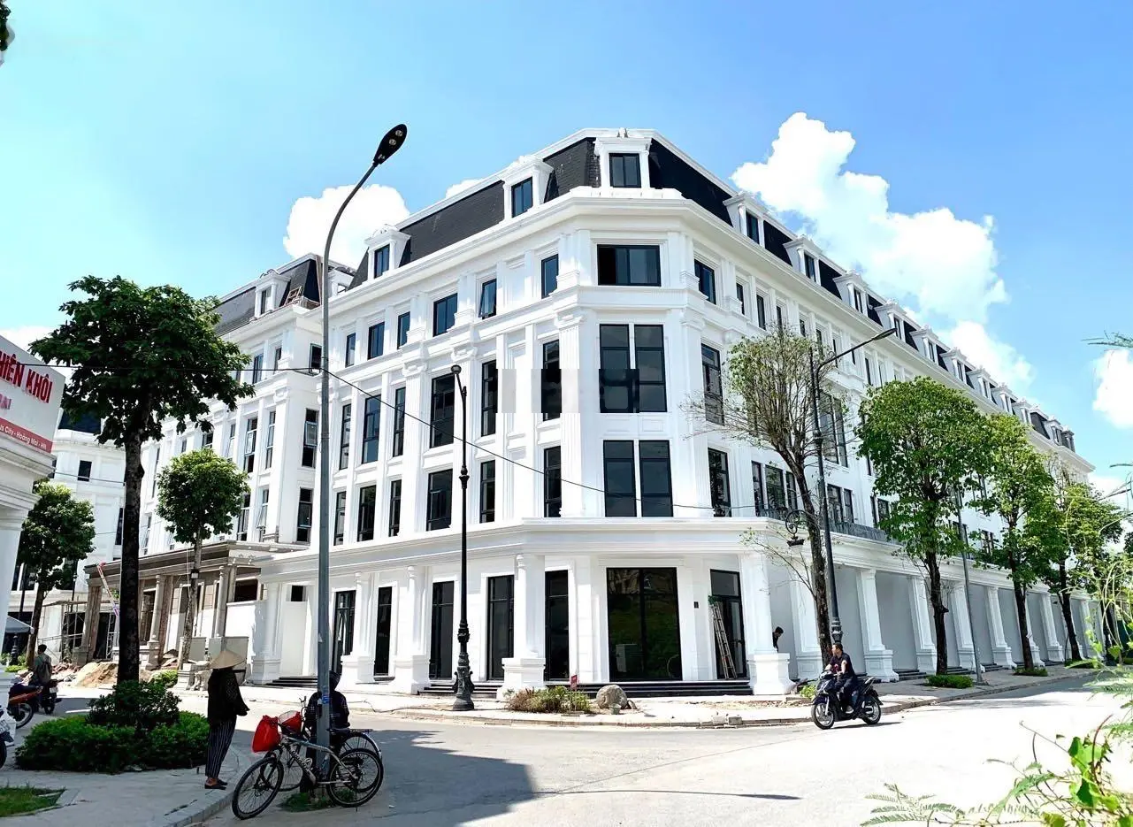 Bán gấp BTLK KĐT Louis Hoàng Mai Tân Mai DT 100m2 x 5 tầng nhỉnh 22 tỷ