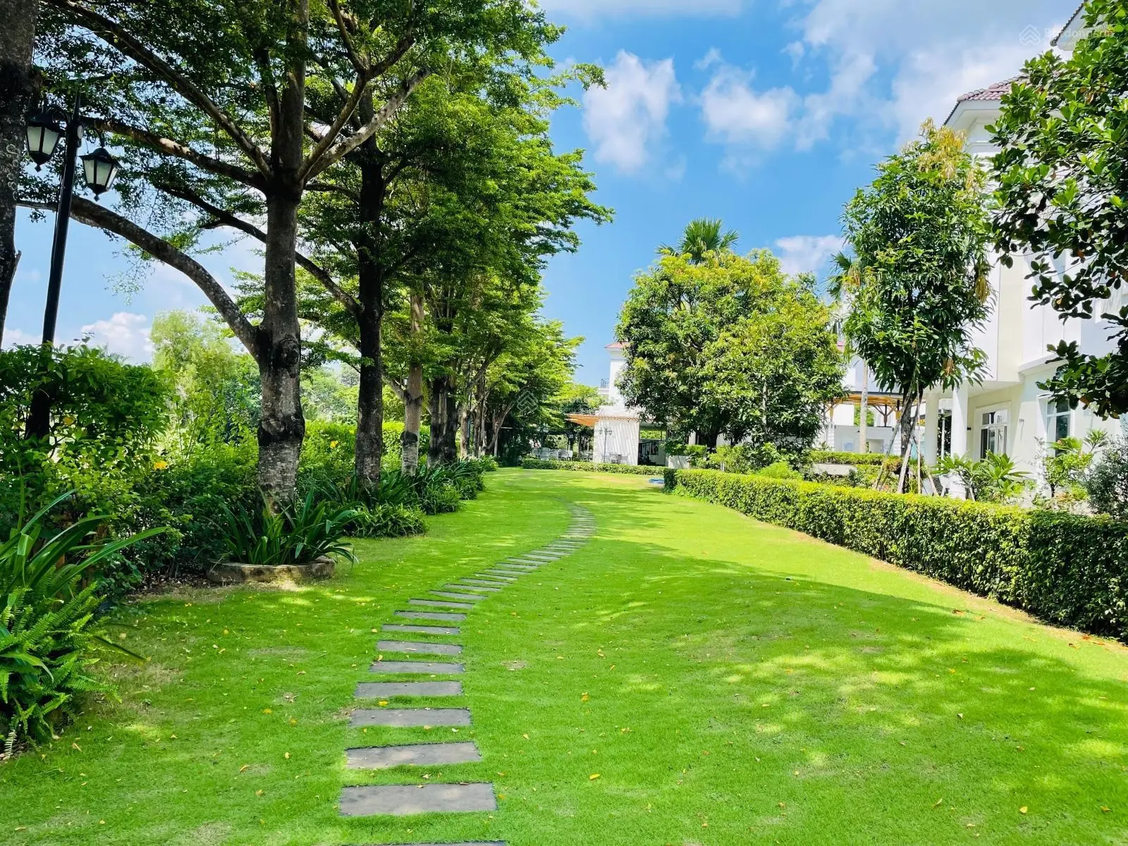 Bán biệt thự đơn lập vip The Venica - Khang Điền Quận 9 - Hồ Chí Minh
