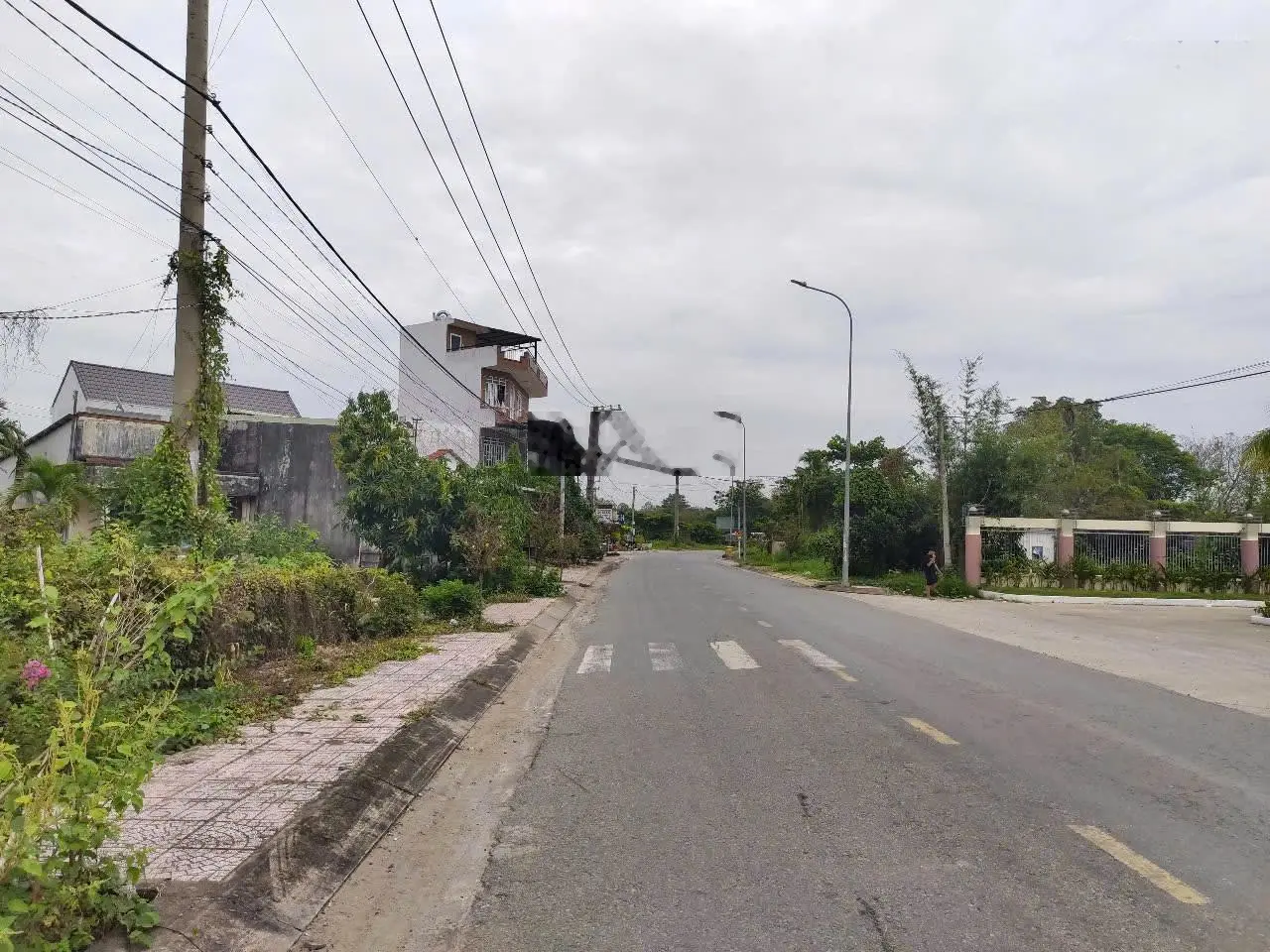 Bán nhà trung tâm thành phố Tân An - 5x25m, 1 trệt 2 lầu, cách AEON Tân An 1 Phút