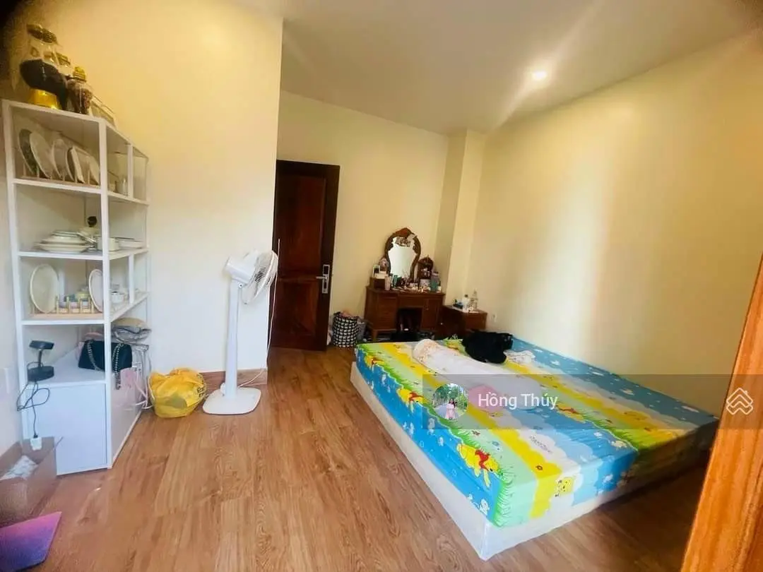 Bán nhà hẻm xe hơi Hồng Hà, Tân Bình ngay sân bay, dt 5,5mx17m kết cấu 3 tầng giá tốt 12 tỷ tl