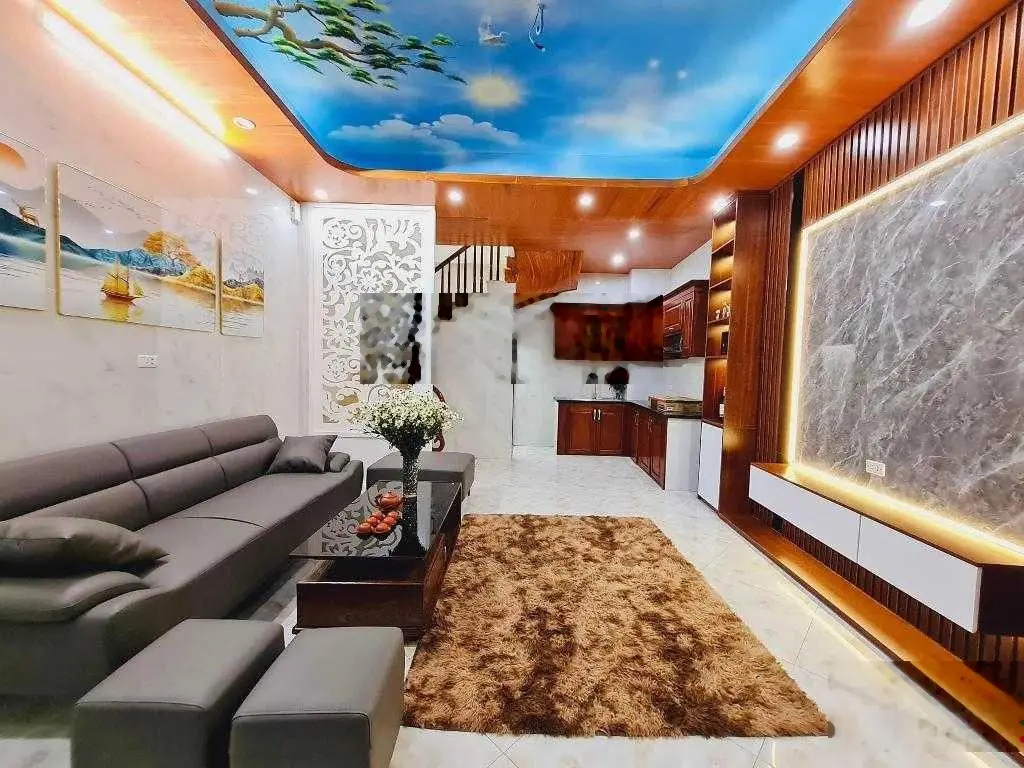 Bán nhà Phú Diễn, 2 thoáng, nội thất xịn sò, ở ngay, nở hậu, nhà mới 5 tầng, hiếm, 35m2 chỉ 4.5 tỷ